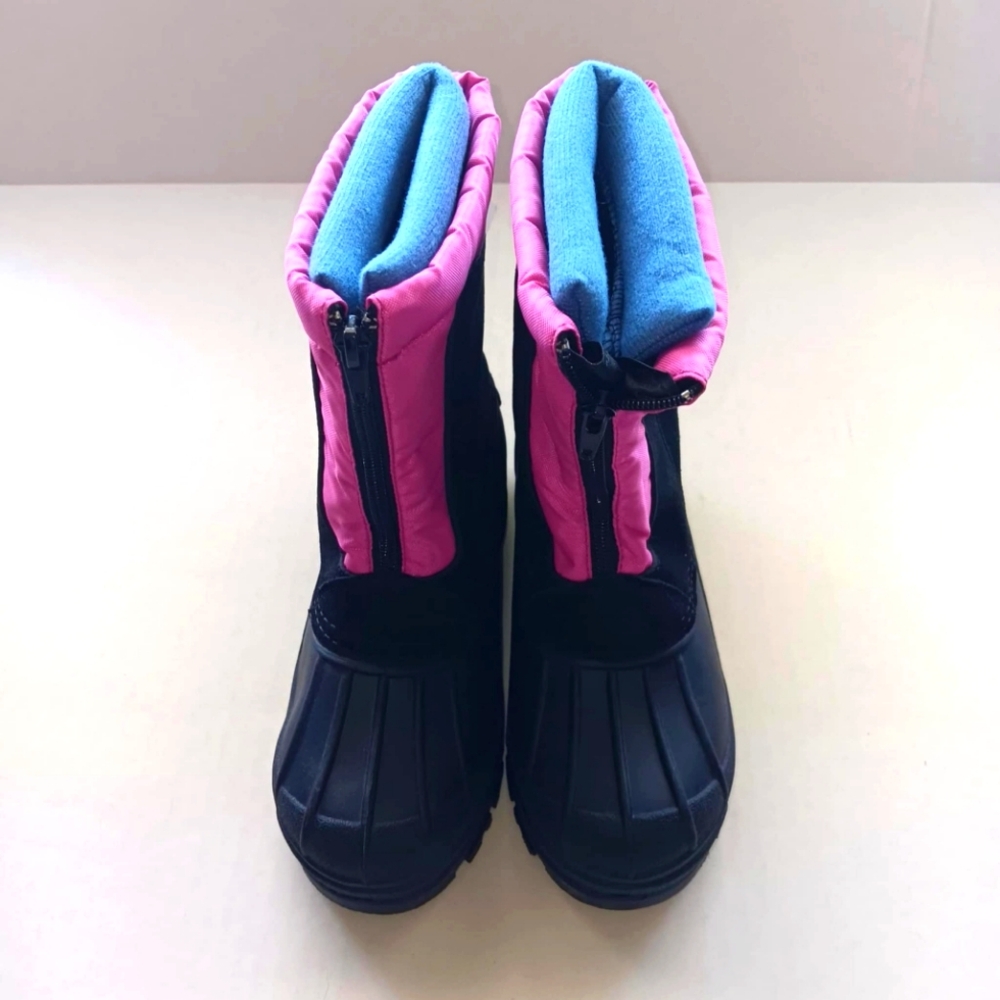 New Little Girls Size 2 Tote snow boots
